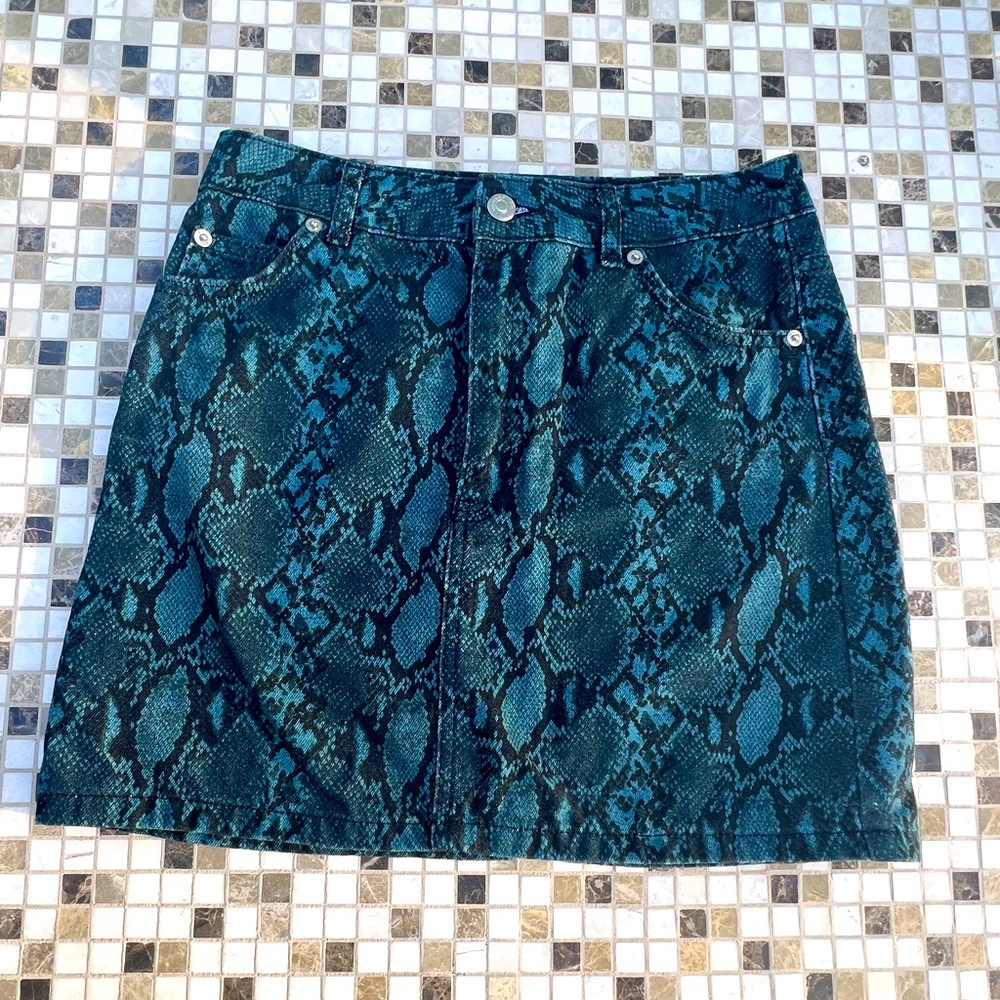 TopShop Green and Black Snake Skirt